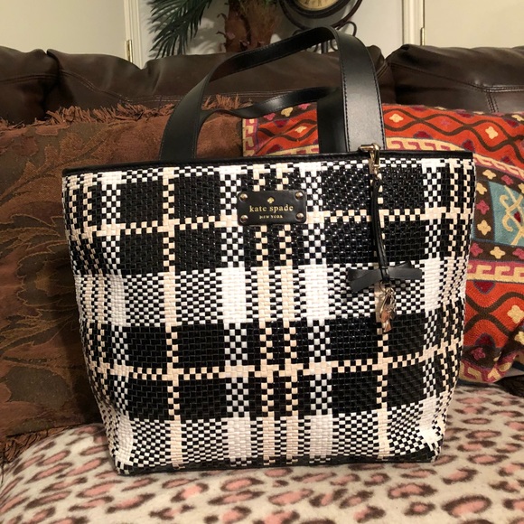 kate spade Handbags - Kate Spade Purse